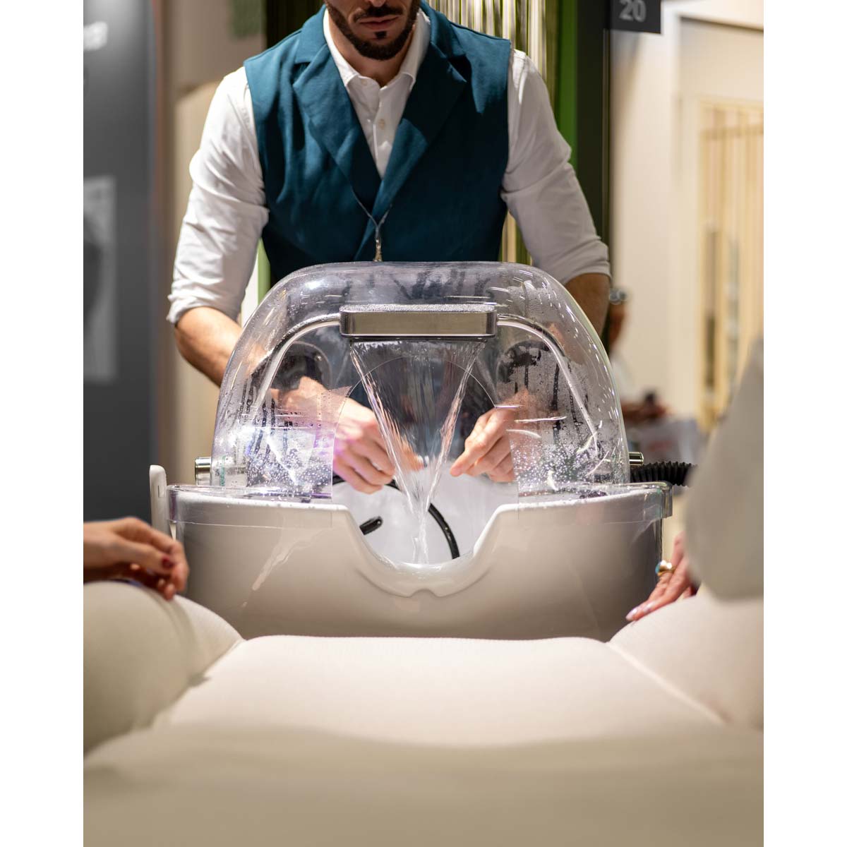 HEAVEN Air Massage Tub + Shirodhara Igloo + Vapomist 1 + Headrest
