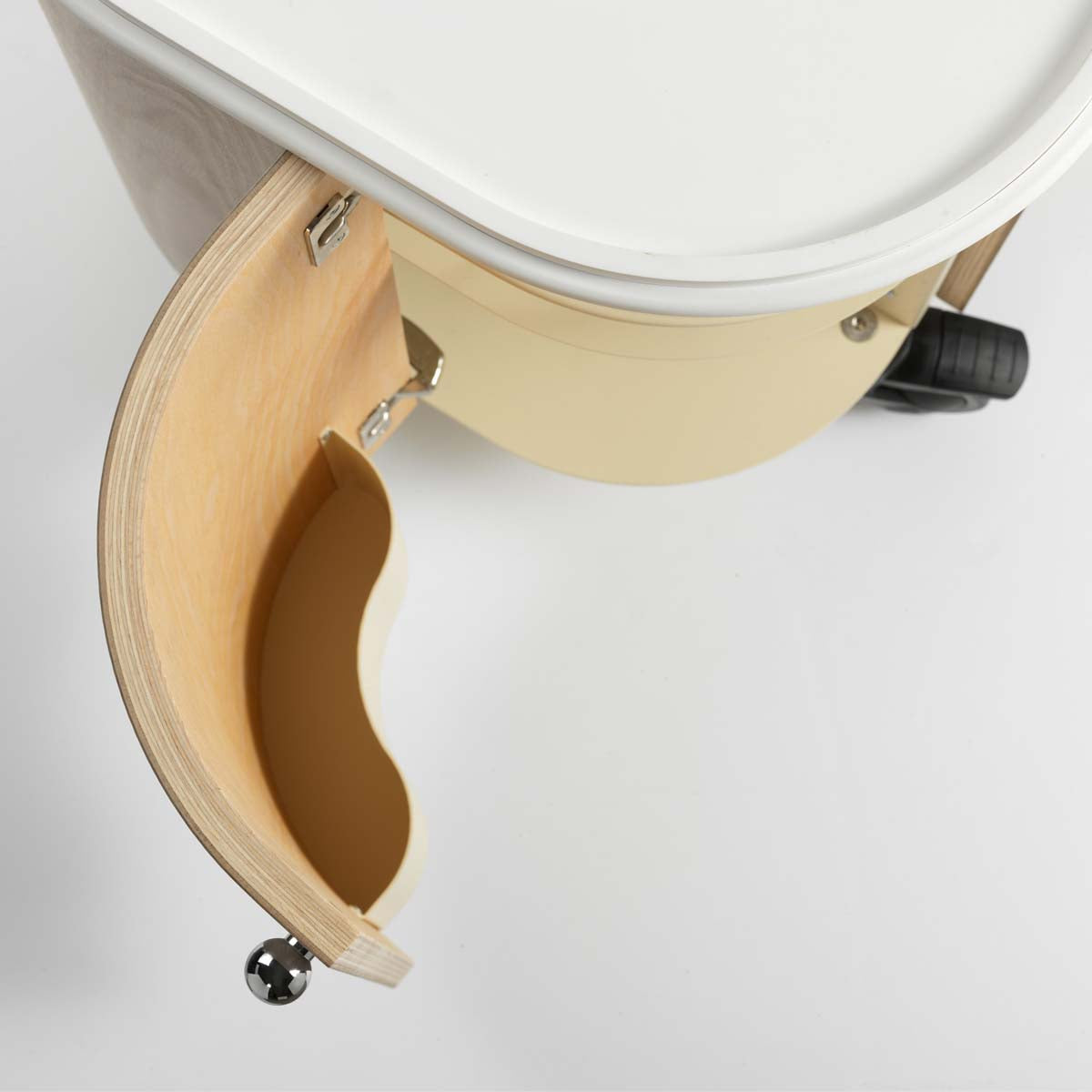 White Tray White Tub Trolley