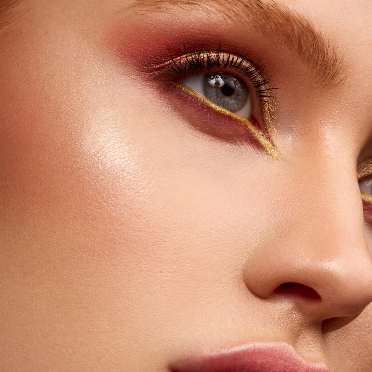 Private Dream Eyeshadow Palette