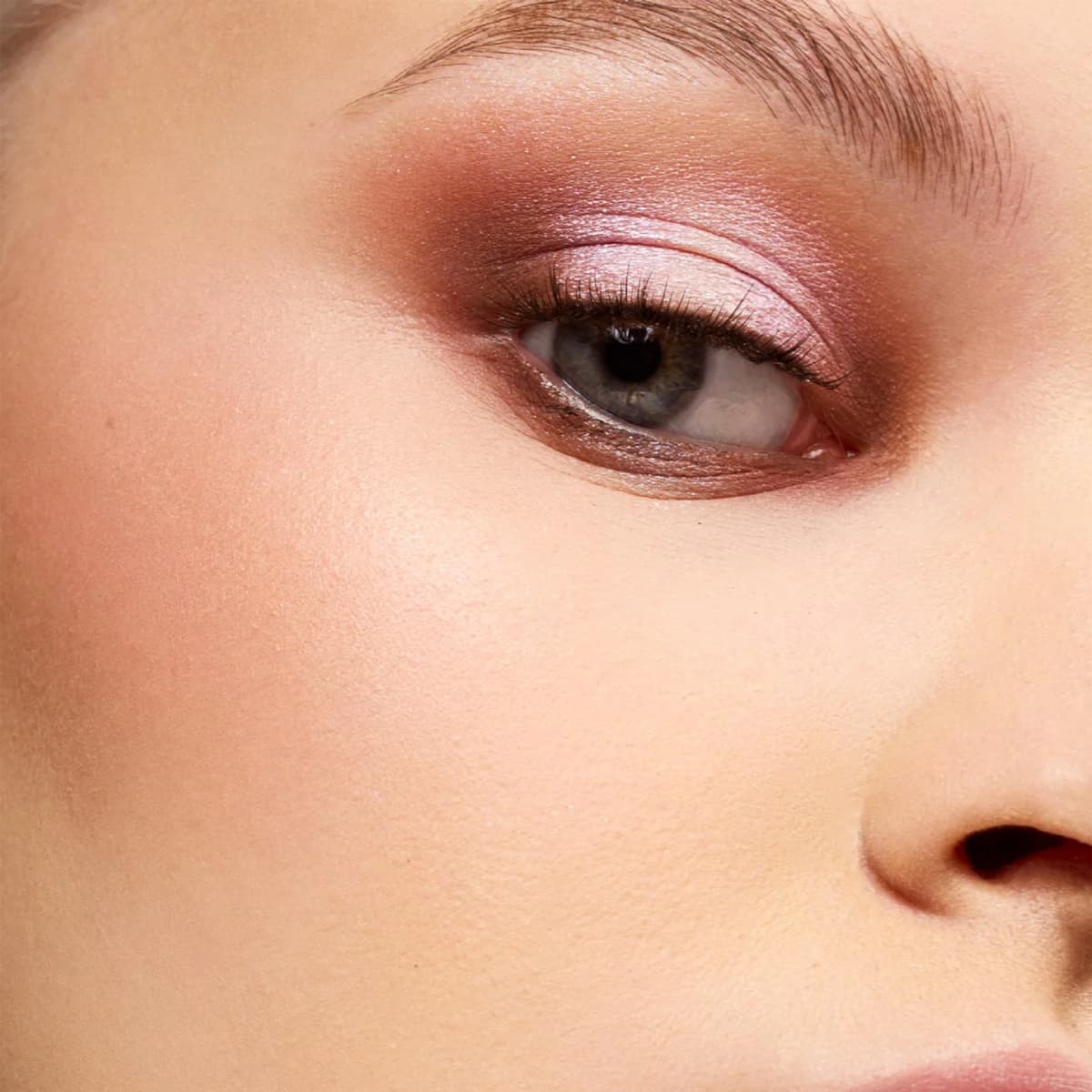 Private Dream Eyeshadow Palette